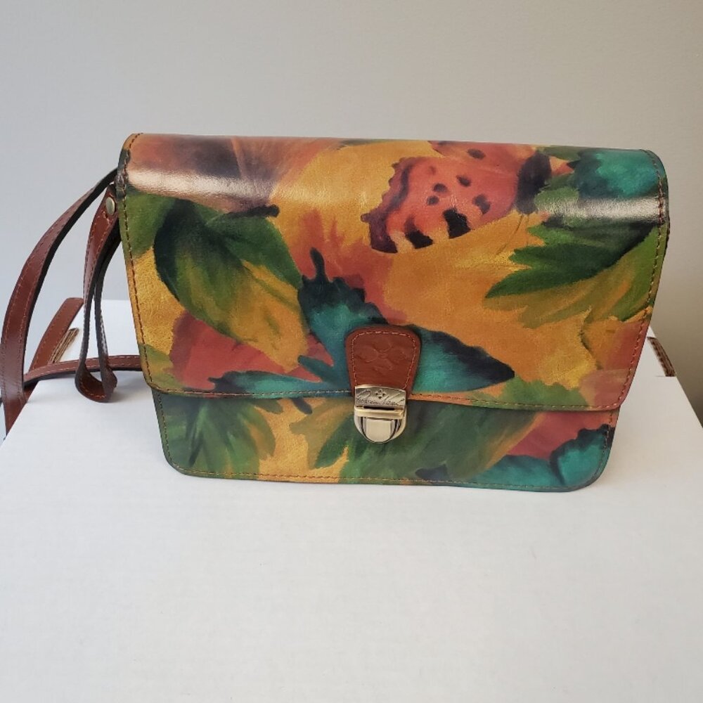 Patricia Nash Lanza Crossbody Bag NWT. Watercolor Butterfly Collection. Dust Bag